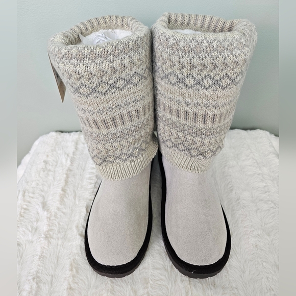 MUK LUKS Women's Janie Cozy Sweater Boot in Stone Lurex Print sz 7 - Picture 5 of 12